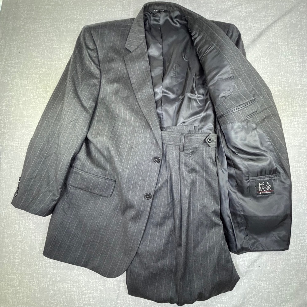 Jos A. Bank Signature Collection Gordon Suit 2-PC Men's Wool Charcoal 39R 40x29